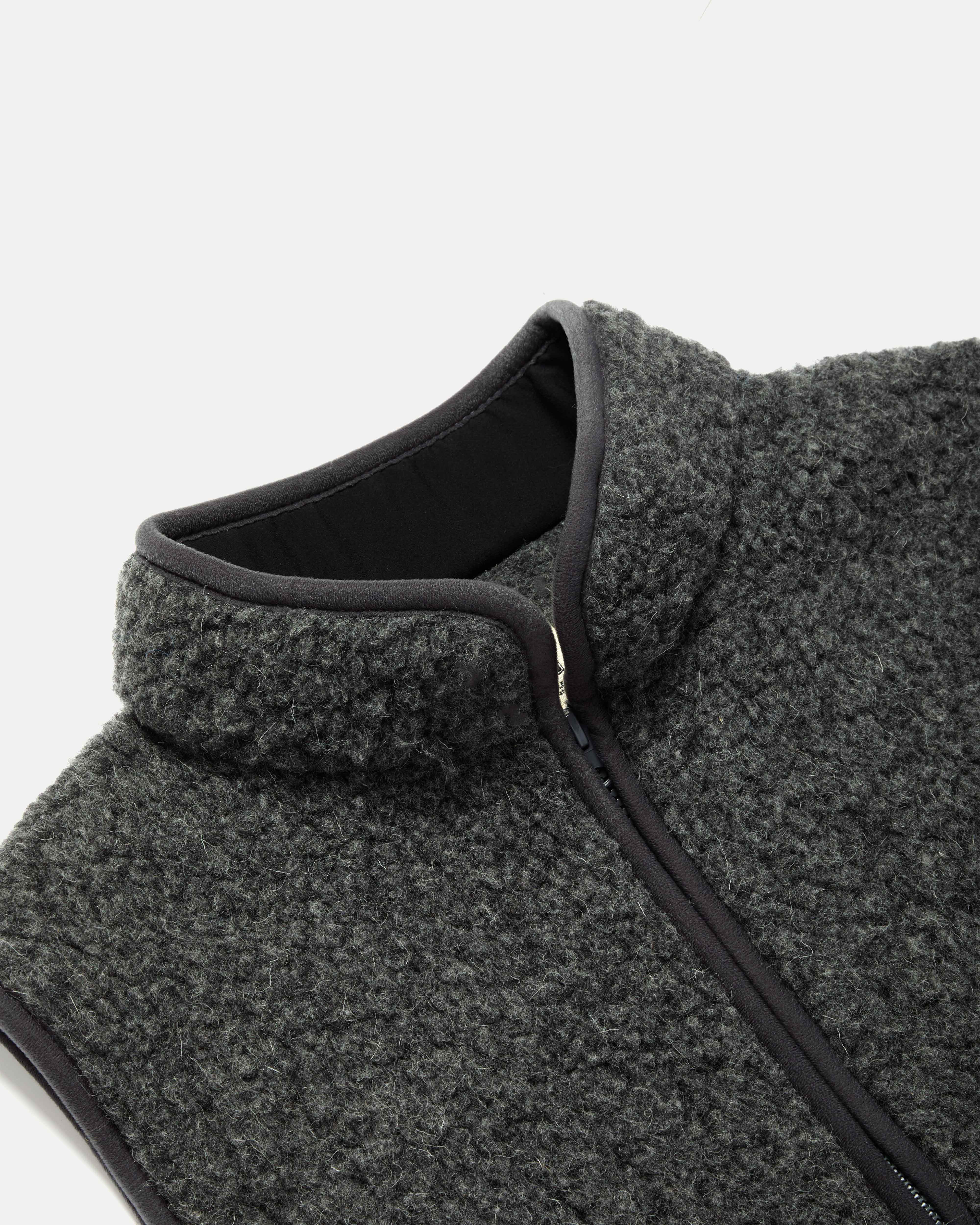Coldbreaker Figo Wool Vest Graphite