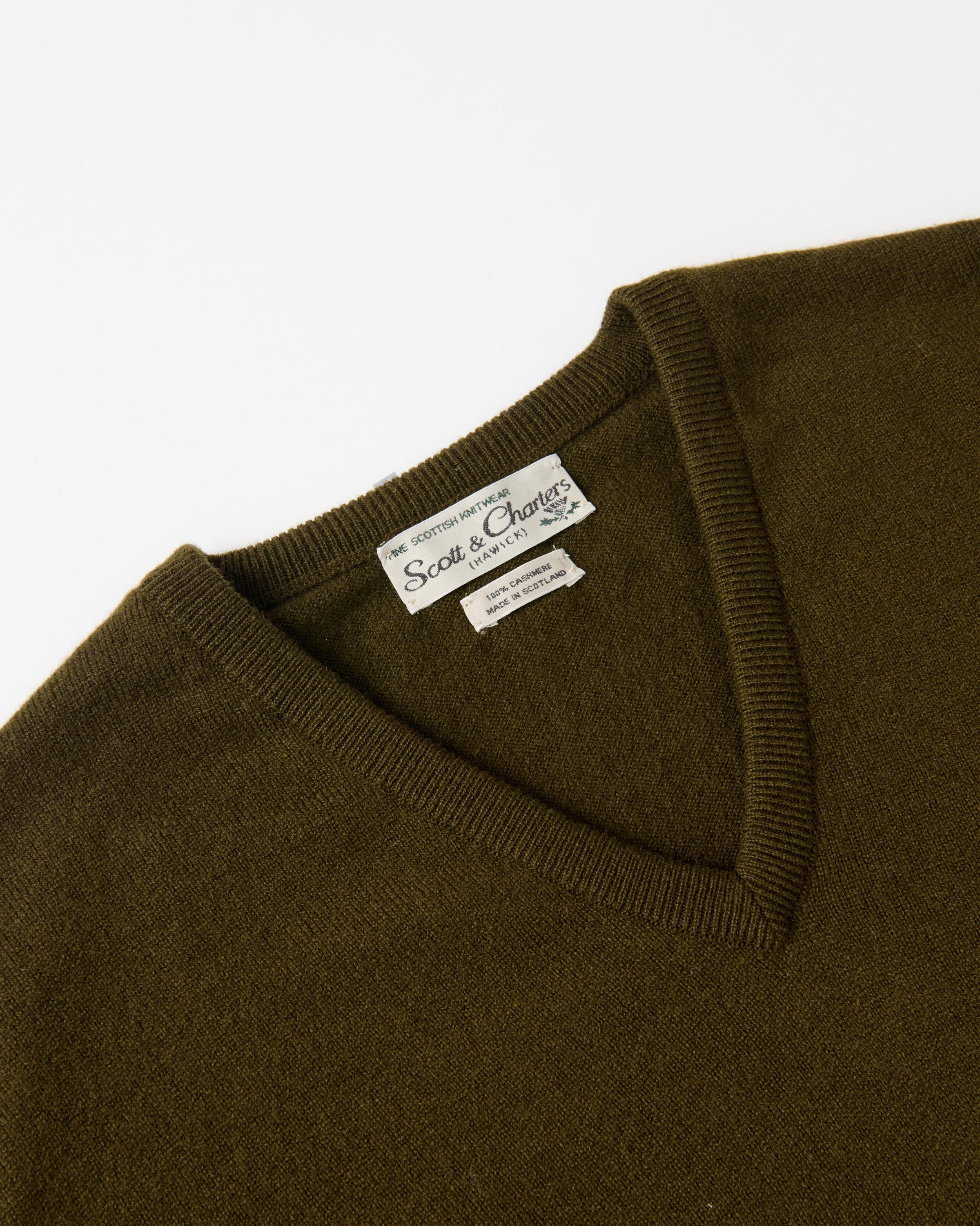 Scott & Charters Cashmere V-Neck Jumper Moss Green