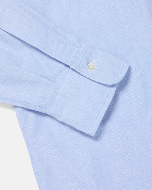 Close-up of cuff detail on blue Kamakura Vintage Ivy Oxford shirt