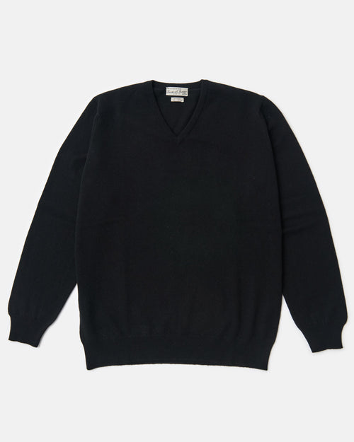 Scott & Charters Cashmere V-Neck Jumper Black