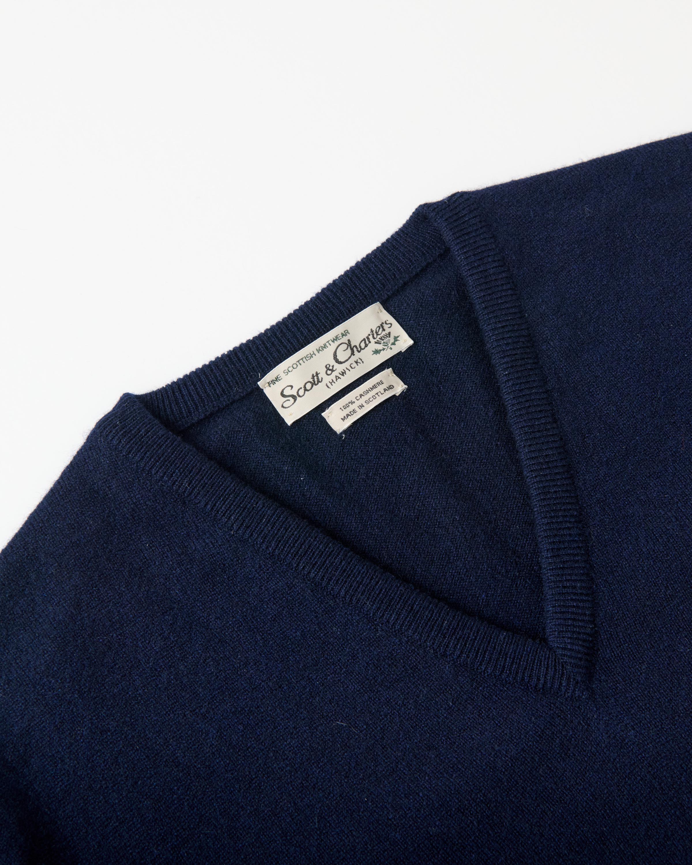 Scott & Charters Cashmere V-Neck Jumper Navy