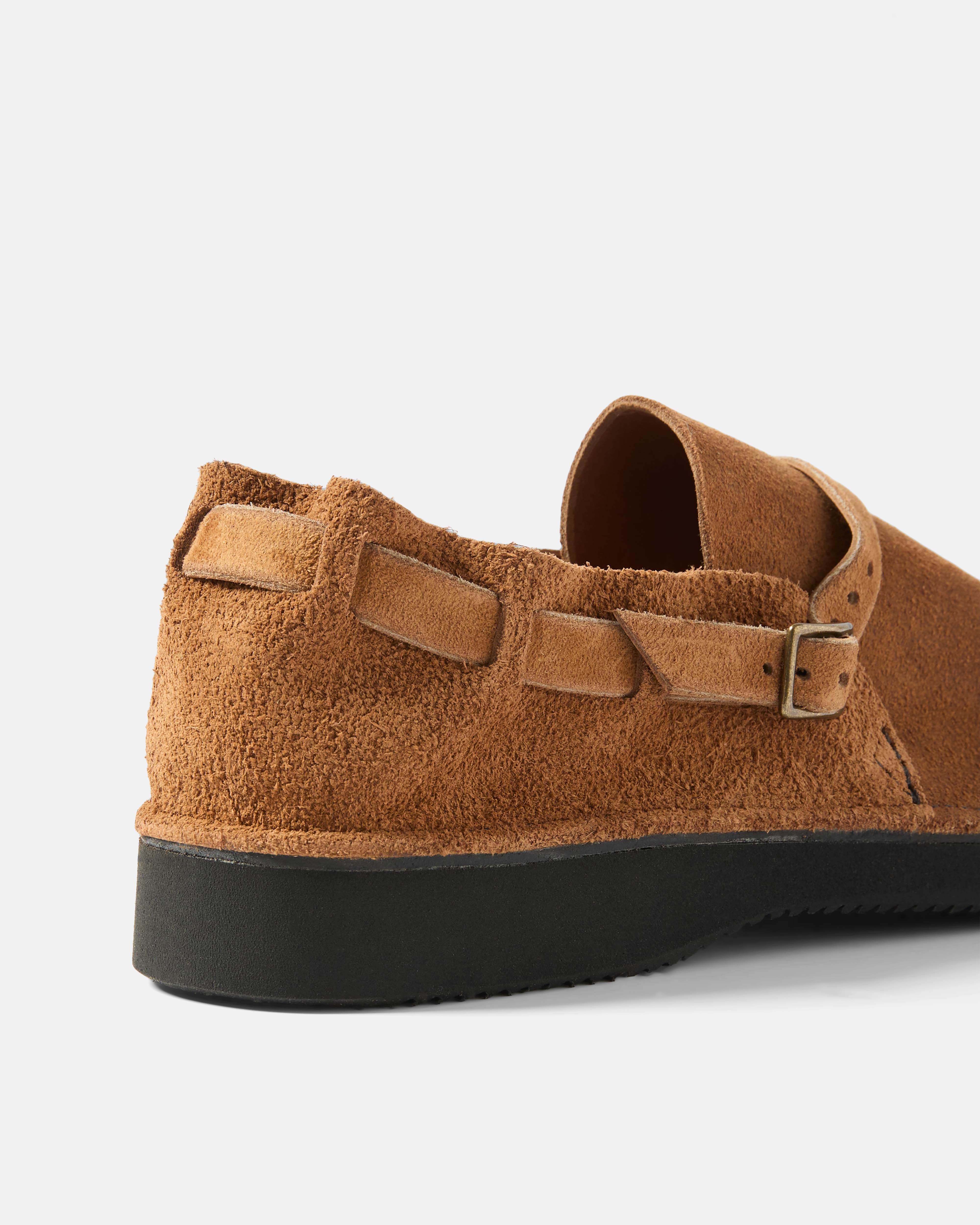 Back view of snuff Aurora Middle English suede shoe