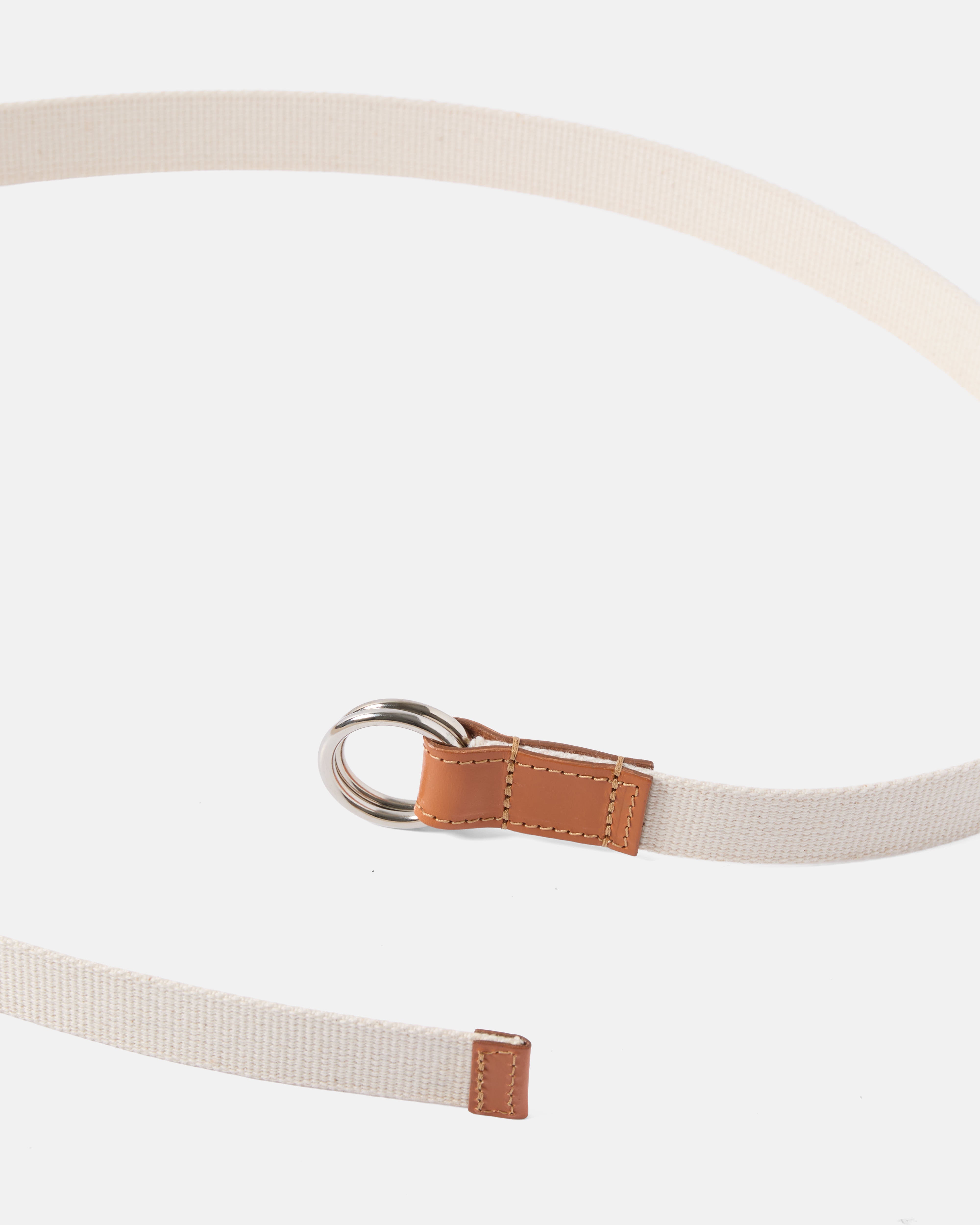 Close-up of bridle leather trim on Beorma webbing belt