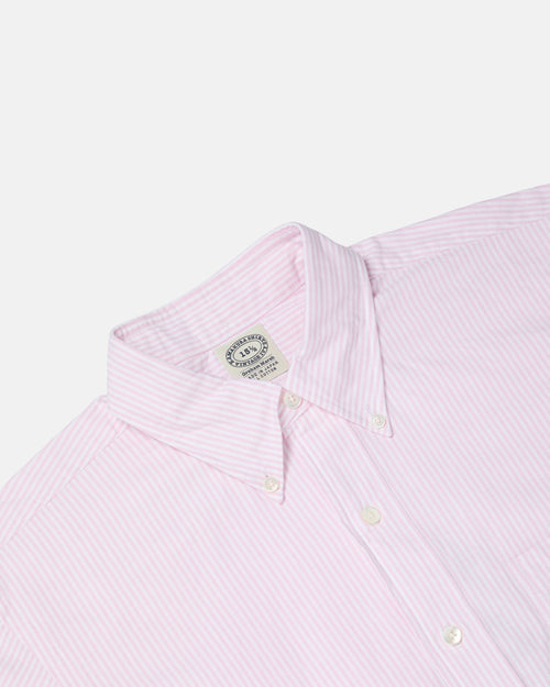 Close-up of button-down collar on pink striped Kamakura Vintage Ivy Oxford shirt