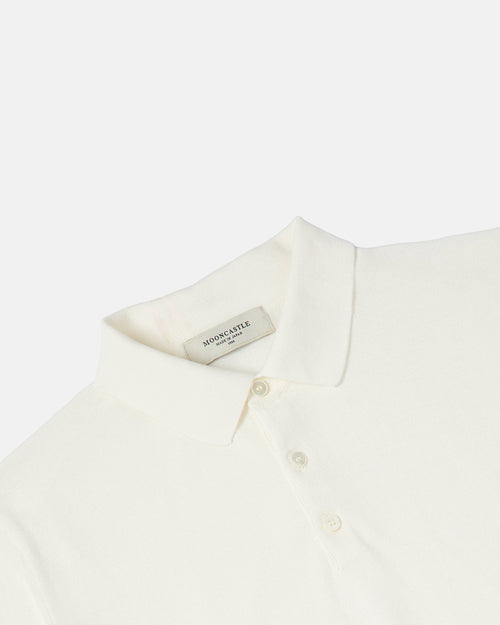 Close-up of collar and placket on off-white Mooncastle Ice Cotton knit polo shirt