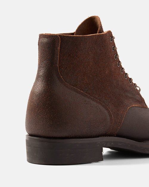 Back view of brown Viberg N1 leather boot
